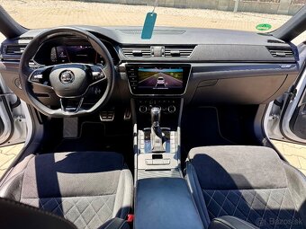 Škoda Superb Combi 2.0 TDI Sportline DSG Matrix Virtual - 10