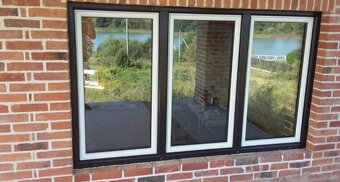 PRÉMIOVÉ HLINÍKOVÉ A PLASTOVÉ OKNÁ - 10