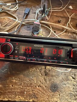 Pioneer AVH-290BT - 10