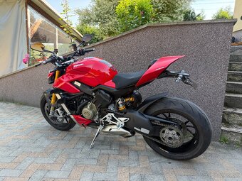 Ducati Streetfighter V4S 2022 - 10