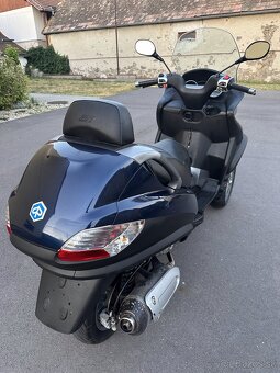Piaggio MP3 125 - 10