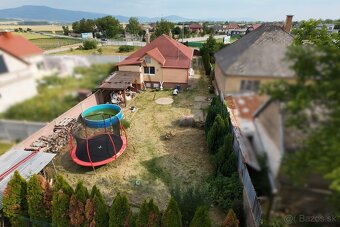 DOM - Krásna, 4 izb., 105 m2, všetky siete, pozemok 1400 m2 - 10