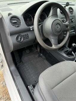 Predám Volkswagen Caddy 1,6 TDi, Manuál - 10