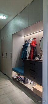 Plne zariadený 3-izbovy byt v Europalace - 10