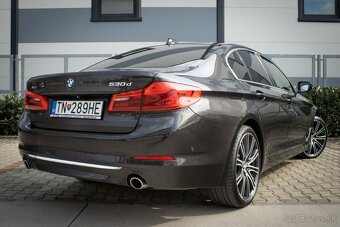 BMW Rad 5 530d xDrive Luxury /AJ NA SPLÁTKY/ - 10