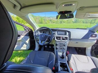 Volvo V40 D2 Cross Country - 10