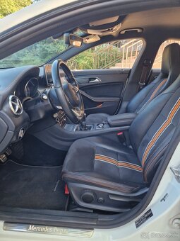 MERCEDES BENZ CLA 180 SHOOTING BRAKE ORANGE ART EDITION AMG - 10