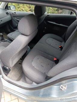 Predám diely na škoda Fabia 1.4mpi 50kw kód:AQW 129 000km - 10