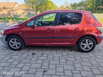 PEUGEOT 307 1.4 16V 65KW COMFORTLINE - 10