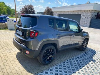 Jeep Renegade - 10