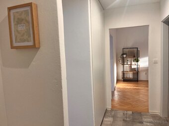 3 - izbový byt na prenajom - Volgogradska ulica - 10