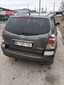 Predám Toyota Corollu Verso - 10