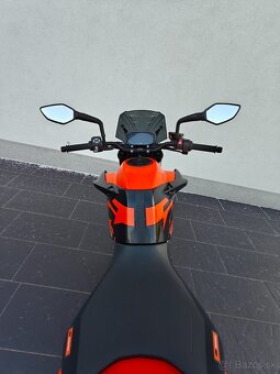 KTM Duke 890 GP 2023 - 10