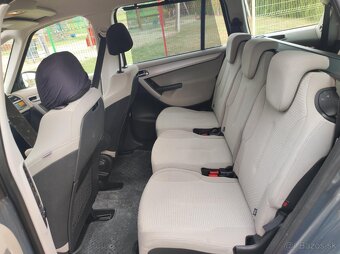 Citroën C4 Grand Picasso - 10
