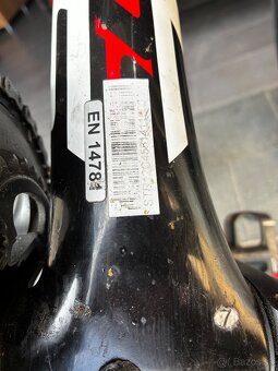 Predám karbónový cestný bicykel Scott - 10