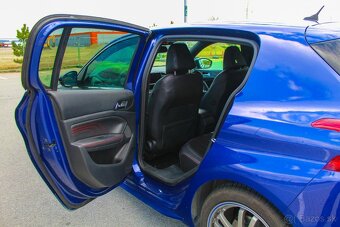 Peugeot 308 2.0 BlueHDi GT - 10
