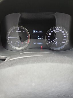 Hyundai Tucson 2.0 Crdi 4x4 100kw - 10