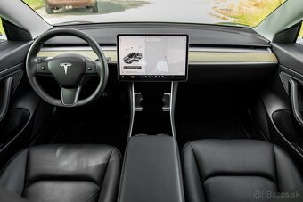 Tesla Model 3 239kw SR+ 60KWH Premium Connectivity, odpočet - 10