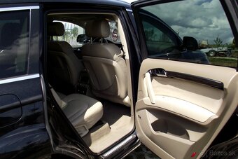 Audi Q7 - 10