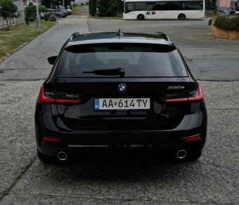 BMW Rad 3 Touring 330e PHEV A/T - 10