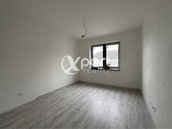 4-IZBOVÝ RODINNÝ DOM NA PREDAJ V OBCI ŽIHÁREC - 10