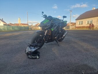 Kawasaki z 1000 - 10