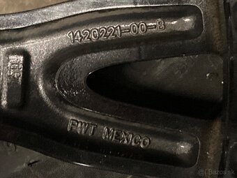 Tesla 19" originál s letnými pneu - 10