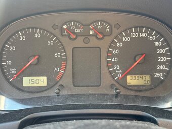 Volkswagen Golf 4 1.6 - 10