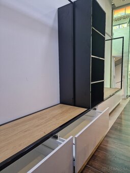 Vešiakové skrine - 10