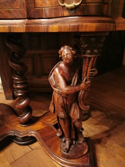 Predám originál barokový sekretár - 10