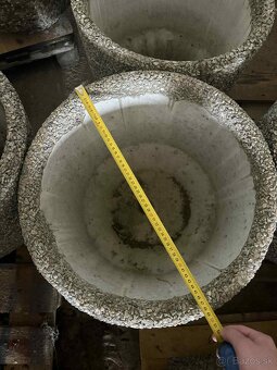 Betónový kvetináč - 10