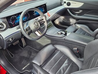 Predám Mercedes E cabrio 220d AMG facelift záruke do 02/26 - 10