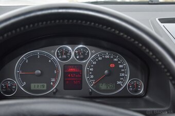 Volkswagen Sharan 2.0 TDI Comfortline - 10