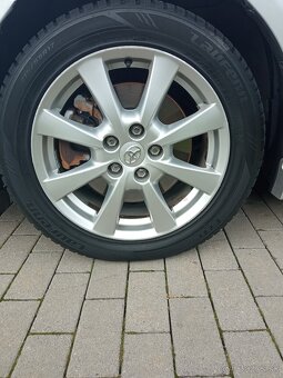 Toyota Avensis D4D T27 2.2d 110kw Premium - 10