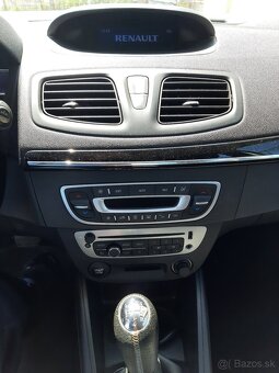Renault Fluence 1,6 16V Privilege - 10