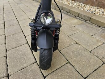 Elektrická kolobežka JOYOR Y10 - 10