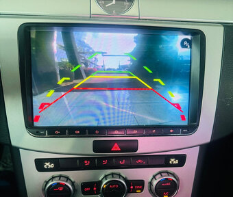 Volkswagen Passat 1.6TDI, SK ŠPZ - 10