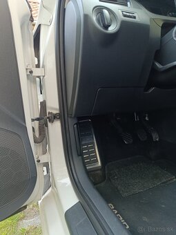 Škoda Rapid 1,2 tsi Ambition - 10