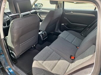 Volkswagen Passat Variant 2.0 TDI DSG - 10