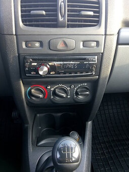 Renault Thalia, 1.2, benzín, 2008, klíma - 10