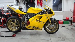 Ducati 916 - 10