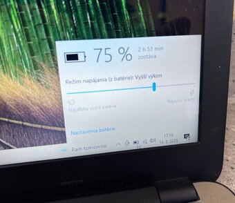 HP / Intel N3710 4-jadro / 4GB RAM / 240GB SSD / AMD /15.6" - 10