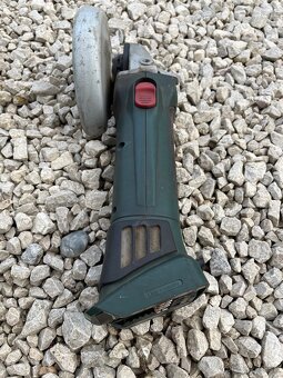 Predám uhlovú brúsku METABO W 18 LTX 125 Quick - 10