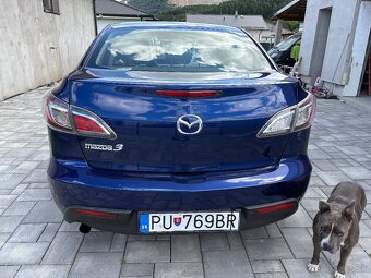 Mazda 3 - 10