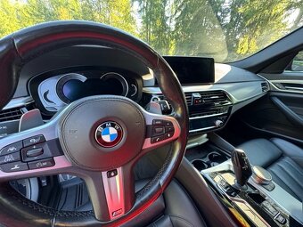 BMW Rad 5 Touring 540d xD 235kW, M-PACKET, WEBASTO, MATRIX - 10
