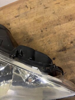 Predné Svetla Peugeot 308 - 10