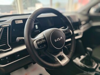 KIA SPORTAGE 1,6 T-GDI M6 GOLD MY 2025 - 10
