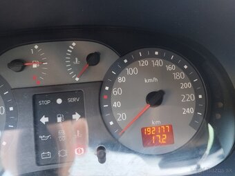 Thalia 1.4 55kw rok2005 - 10