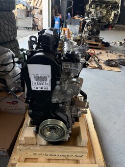 MOTOR CITROEN PEUGEOT 2.2 HDI EURO6 - 10