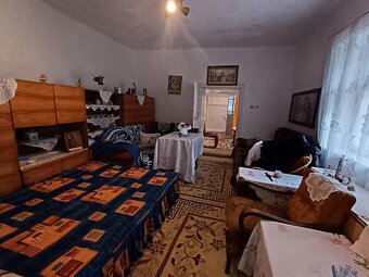 Ponúkame Vám na predaj rodinný dom v obci Csobád - 10
